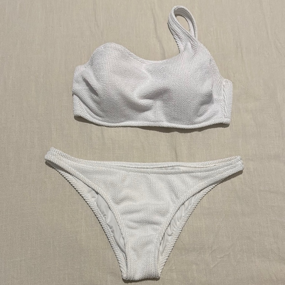 White One-Shoulder Bikini Set